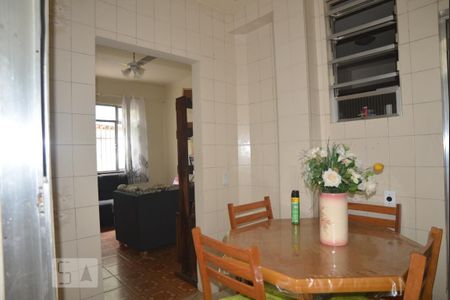 Apartamento à venda com 70m², 2 quartos e sem vaga Apartamento à venda com 70m², 2 quartos e sem vagaCopa