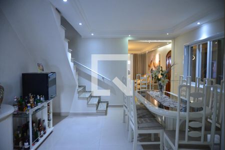 Sala de casa para alugar com 3 quartos, 390m² em Parque João Ramalho, Santo André