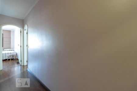 Casa à venda com 205m², 4 quartos e 2 vagas Casa à venda com 205m², 4 quartos e 2 vagasCorredor dos Quartos