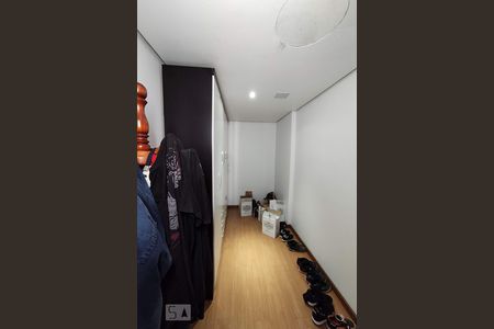 Apartamento à venda com 342m², 3 quartos e 2 vagas Apartamento à venda com 342m², 3 quartos e 2 vagasCloset da suíte