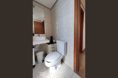 Apartamento à venda com 342m², 3 quartos e 2 vagas Apartamento à venda com 342m², 3 quartos e 2 vagasBanheiro 2