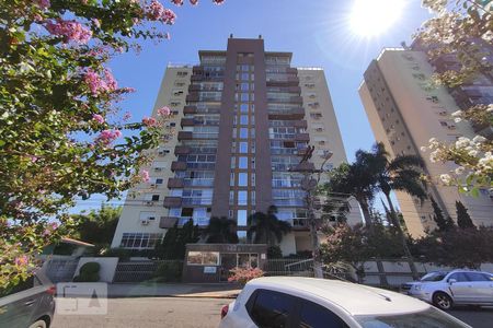 Apartamento à venda com 342m², 3 quartos e 2 vagas Apartamento à venda com 342m², 3 quartos e 2 vagasFachada do Condomínio