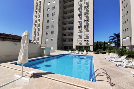 Apartamento à venda com 342m², 3 quartos e 2 vagas Apartamento à venda com 342m², 3 quartos e 2 vagasÁrea comum - Piscina
