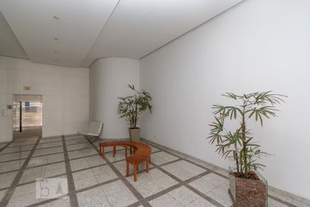 Apartamento à venda com 460m², 5 quartos e 5 vagas Apartamento à venda com 460m², 5 quartos e 5 vagasHall de Entrada