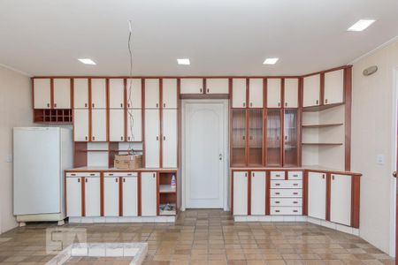 Apartamento à venda com 460m², 5 quartos e 5 vagas Apartamento à venda com 460m², 5 quartos e 5 vagasCozinha