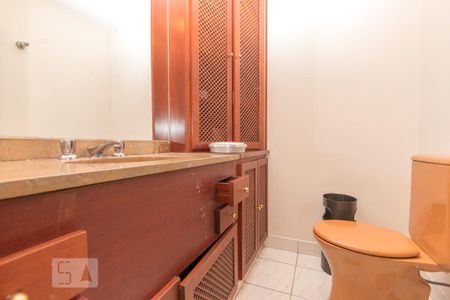 Apartamento à venda com 460m², 5 quartos e 5 vagas Apartamento à venda com 460m², 5 quartos e 5 vagasLavabo/Salão