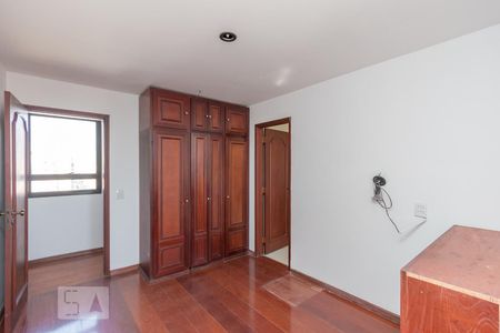 Apartamento à venda com 460m², 5 quartos e 5 vagas Apartamento à venda com 460m², 5 quartos e 5 vagasSuíte 2