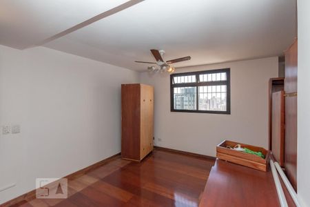 Apartamento à venda com 460m², 5 quartos e 5 vagas Apartamento à venda com 460m², 5 quartos e 5 vagasSuíte 5