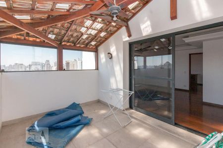 Apartamento à venda com 460m², 5 quartos e 5 vagas Apartamento à venda com 460m², 5 quartos e 5 vagasVaranda do Salão