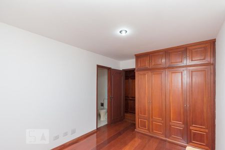 Apartamento à venda com 460m², 5 quartos e 5 vagas Apartamento à venda com 460m², 5 quartos e 5 vagasSuíte 3