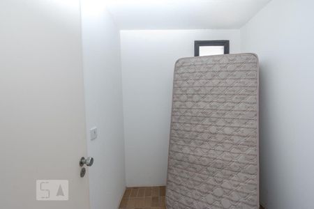 Apartamento à venda com 460m², 5 quartos e 5 vagas Apartamento à venda com 460m², 5 quartos e 5 vagasQuarto de Serviço