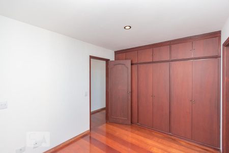 Apartamento à venda com 460m², 5 quartos e 5 vagas Apartamento à venda com 460m², 5 quartos e 5 vagasSuíte 4