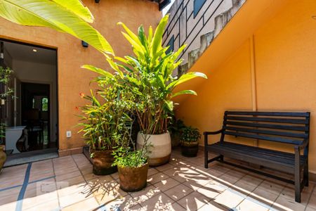 Casa à venda com 380m², 5 quartos e 2 vagas2o. Andar - Varanda