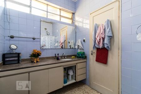 Casa à venda com 380m², 5 quartos e 2 vagas2o. Andar - Banheiro 1