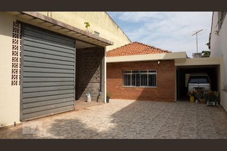 Casa à venda com 126m², 2 quartos e 2 vagasQuintal