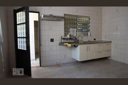 Casa à venda com 126m², 2 quartos e 2 vagasCozinha