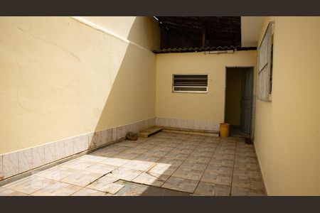 Casa à venda com 126m², 2 quartos e 2 vagasQuintal