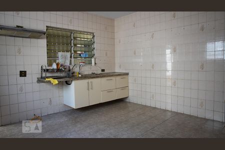 Casa à venda com 126m², 2 quartos e 2 vagasCozinha