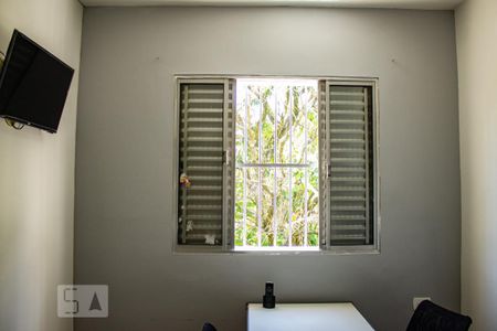 Casa à venda com 193m², 4 quartos e 2 vagas Casa à venda com 193m², 4 quartos e 2 vagasQuarto 1