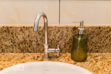 Apartamento à venda com 62m², 2 quartos e 1 vagaBanheiro - Toreira