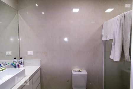 Casa à venda com 197m², 4 quartos e 2 vagasBanheiro da Suíte 2