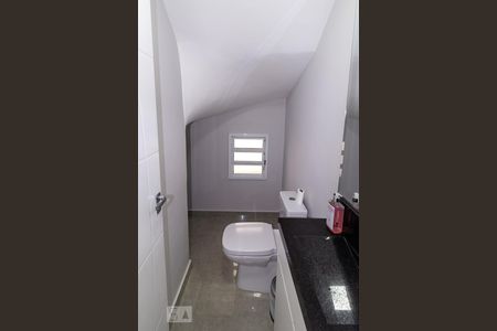 Casa à venda com 197m², 4 quartos e 2 vagasBanheiro 5