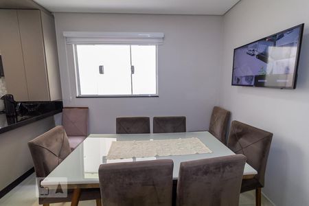 Casa à venda com 197m², 4 quartos e 2 vagasCopa