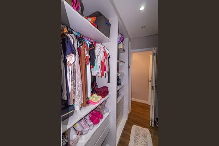 Casa à venda com 197m², 4 quartos e 2 vagasCloset da suíte 2