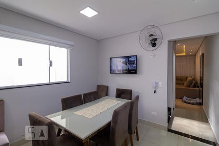 Casa à venda com 197m², 4 quartos e 2 vagasCopa