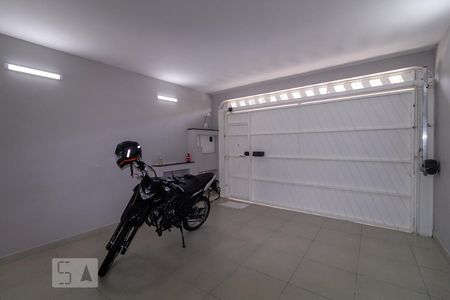 Casa à venda com 197m², 4 quartos e 2 vagasGaragem
