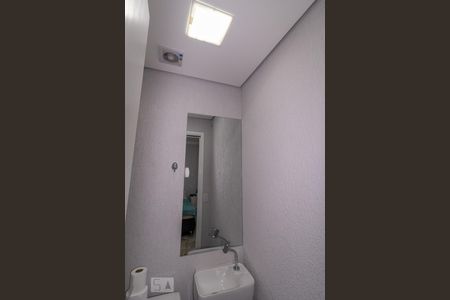 Casa à venda com 197m², 4 quartos e 2 vagasBanheiro da Suíte 1