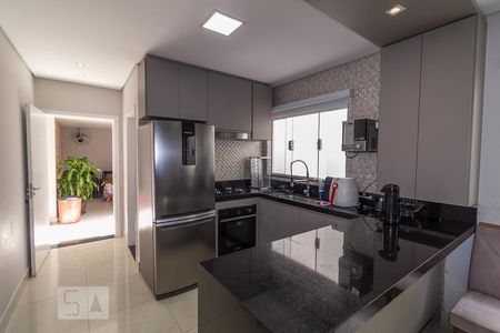 Casa à venda com 197m², 4 quartos e 2 vagasCozinha