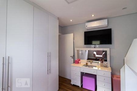 Casa à venda com 197m², 4 quartos e 2 vagasSuíte 4