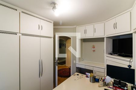 Apartamento à venda com 188m², 4 quartos e 2 vagas Apartamento à venda com 188m², 4 quartos e 2 vagasQuarto 3