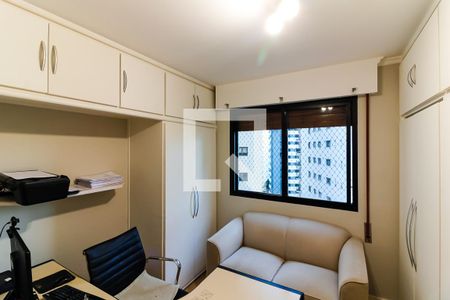 Apartamento à venda com 188m², 4 quartos e 2 vagas Apartamento à venda com 188m², 4 quartos e 2 vagasQuarto 3