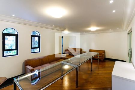 Apartamento à venda com 188m², 4 quartos e 2 vagas Apartamento à venda com 188m², 4 quartos e 2 vagasSalão de Festas