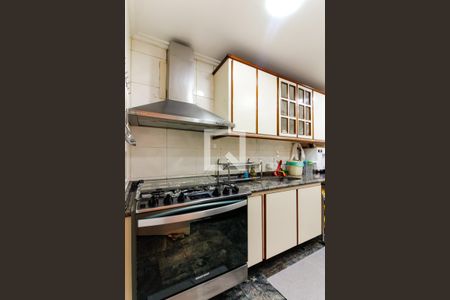 Apartamento à venda com 188m², 4 quartos e 2 vagas Apartamento à venda com 188m², 4 quartos e 2 vagasCozinha