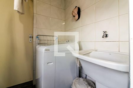 Apartamento à venda com 188m², 4 quartos e 2 vagas Apartamento à venda com 188m², 4 quartos e 2 vagasÁrea de Serviço