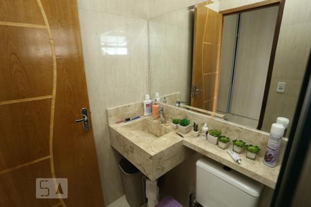 Casa à venda com 150m², 3 quartos e 2 vagasBanheiro da Suíte