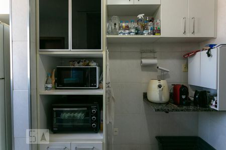 Apartamento à venda com 120m², 4 quartos e 2 vagasCozinha