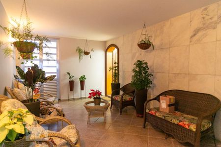 Casa à venda com 309m², 3 quartos e 6 vagasQuintal