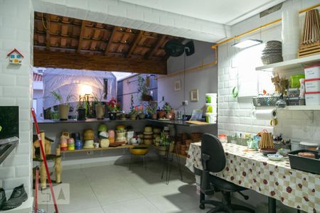 Casa à venda com 309m², 3 quartos e 6 vagasQuarto de Serviço/Reversível