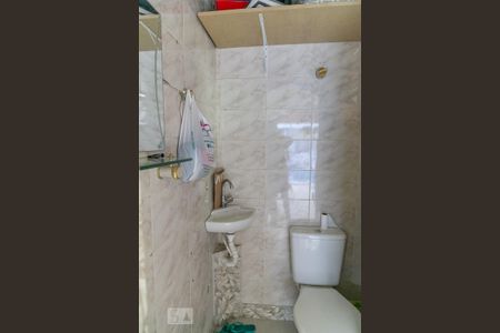 Casa à venda com 309m², 3 quartos e 6 vagasBanheiro de serviço