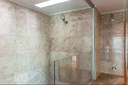 Casa à venda com 344m², 3 quartos e 7 vagas Casa à venda com 344m², 3 quartos e 7 vagasHall dos Quartos