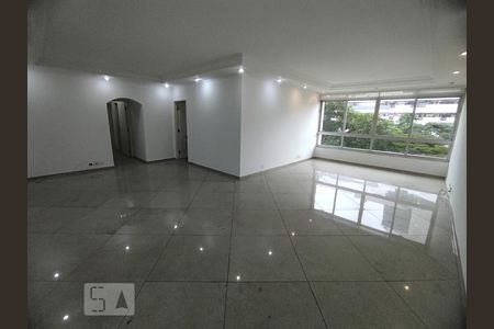 Apartamento à venda com 150m², 3 quartos e 1 vagaSala