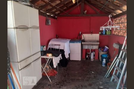 Casa à venda com 197m², 3 quartos e 5 vagasLavanderia