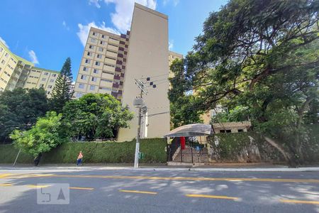 Apartamento à venda com 65m², 2 quartos e 1 vagaFachada