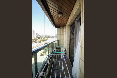 Apartamento à venda com 175m², 4 quartos e 4 vagasVaranda Quarto 4 - Suíte