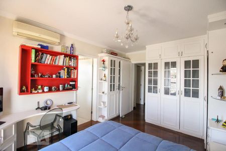 Apartamento à venda com 175m², 4 quartos e 4 vagasQuarto 3 - Suíte