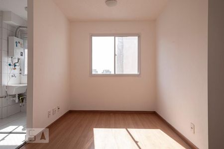 Sala de apartamento para alugar com 2 quartos, 42m² em Jardim São Savério, São Paulo
